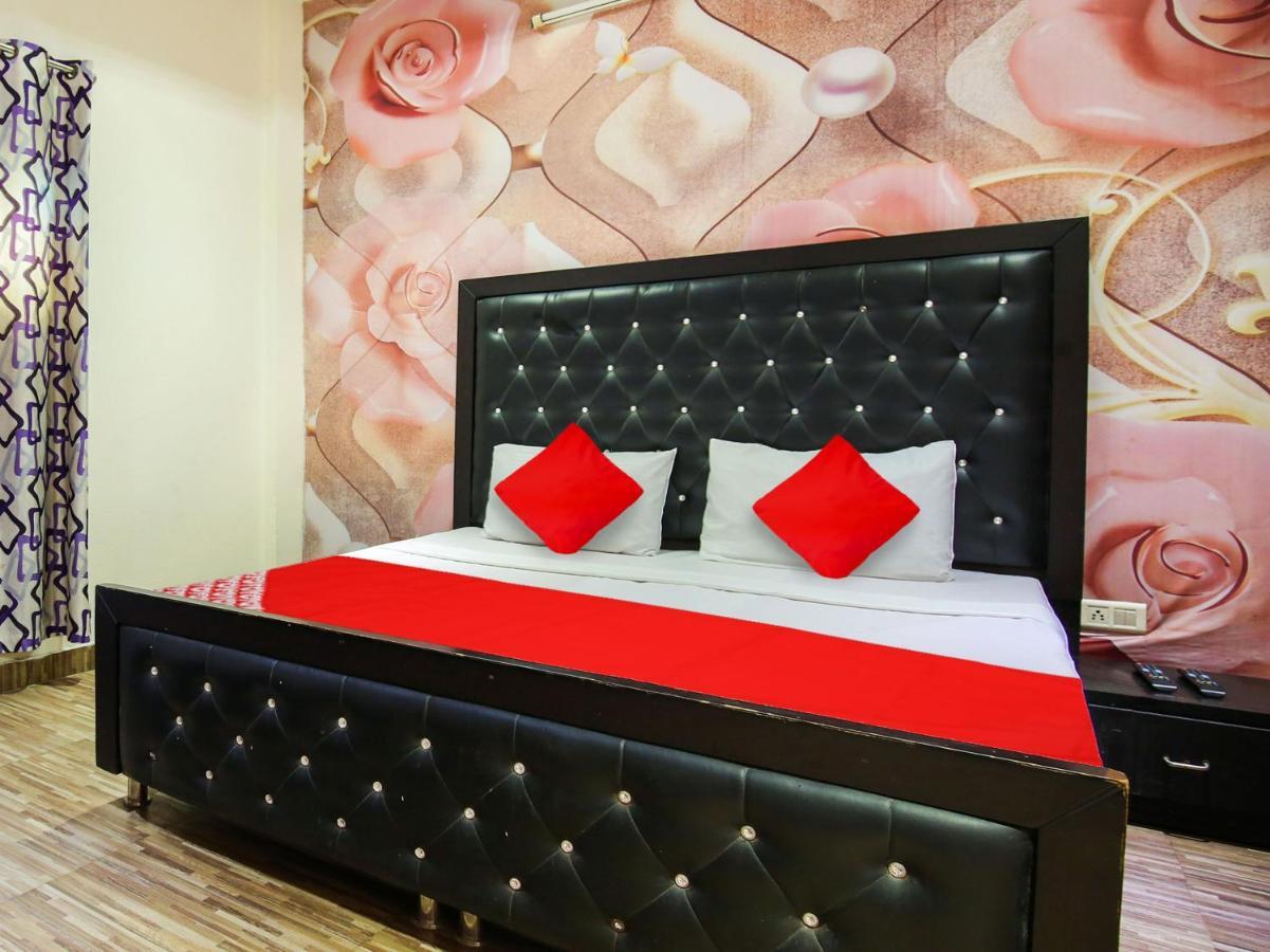 לודהיאנה Oyo Flagship Hotel Le Aley Regency מראה חיצוני תמונה