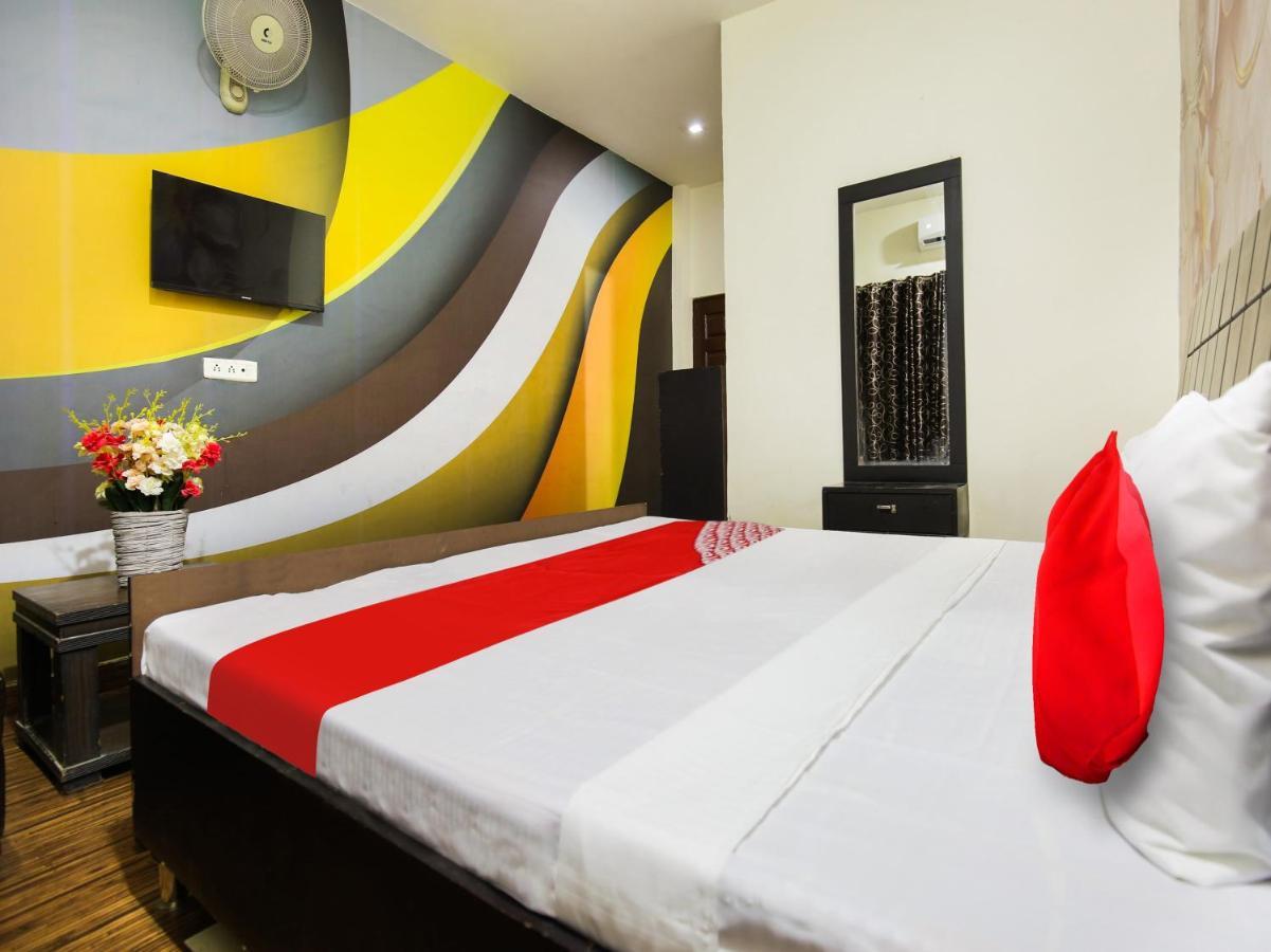 לודהיאנה Oyo Flagship Hotel Le Aley Regency מראה חיצוני תמונה